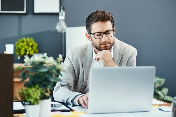 Discover 75 of the best llc names to inspire your business